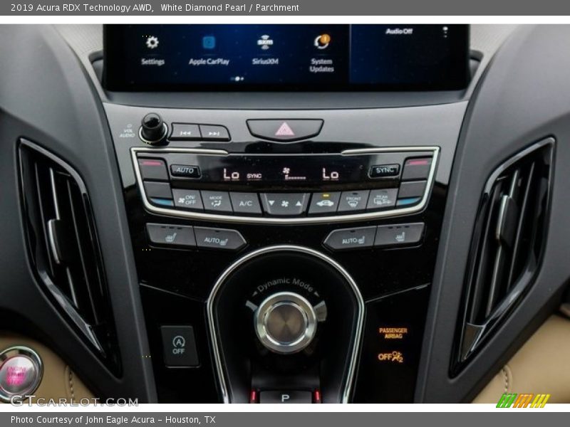 White Diamond Pearl / Parchment 2019 Acura RDX Technology AWD
