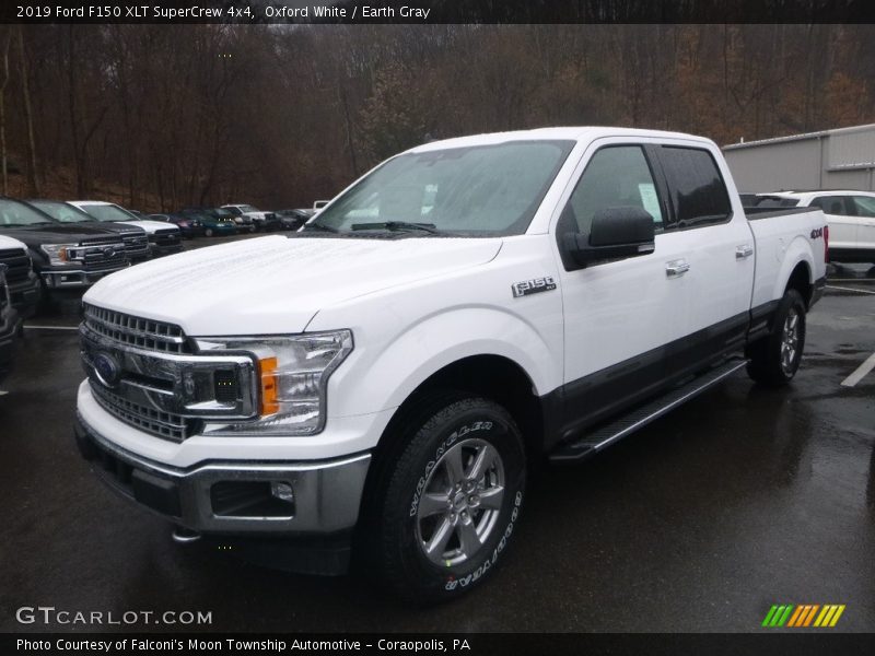 Front 3/4 View of 2019 F150 XLT SuperCrew 4x4