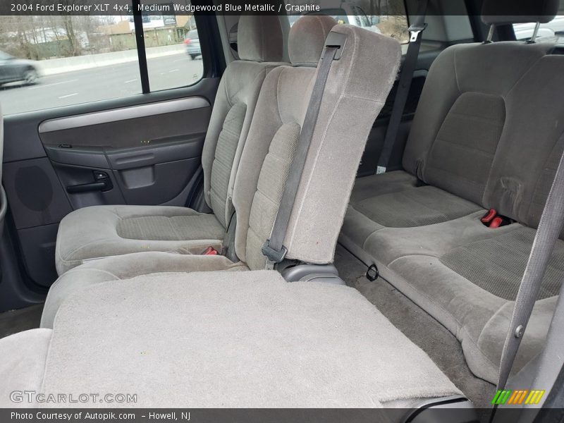 Medium Wedgewood Blue Metallic / Graphite 2004 Ford Explorer XLT 4x4