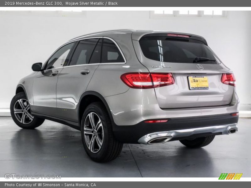 Mojave Silver Metallic / Black 2019 Mercedes-Benz GLC 300