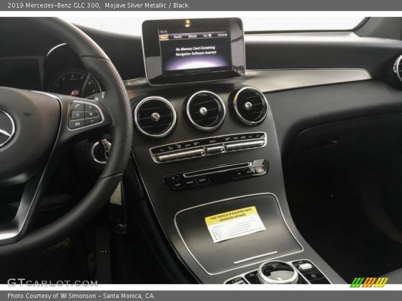 Mojave Silver Metallic / Black 2019 Mercedes-Benz GLC 300