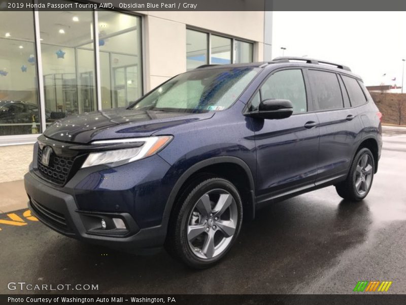 Front 3/4 View of 2019 Passport Touring AWD