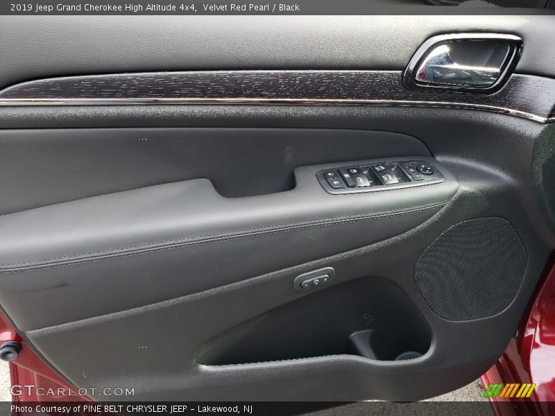 Velvet Red Pearl / Black 2019 Jeep Grand Cherokee High Altitude 4x4