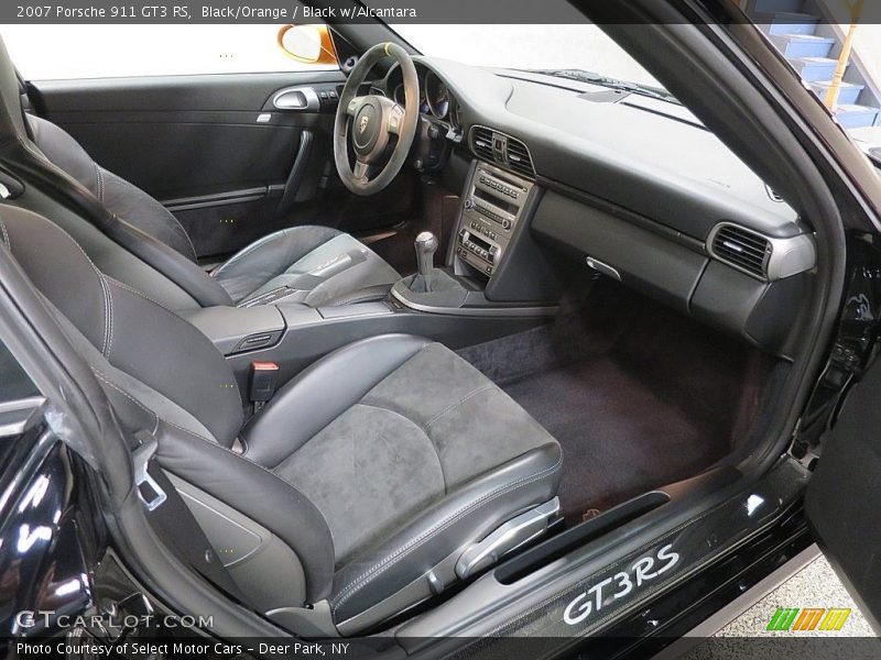 Front Seat of 2007 911 GT3 RS