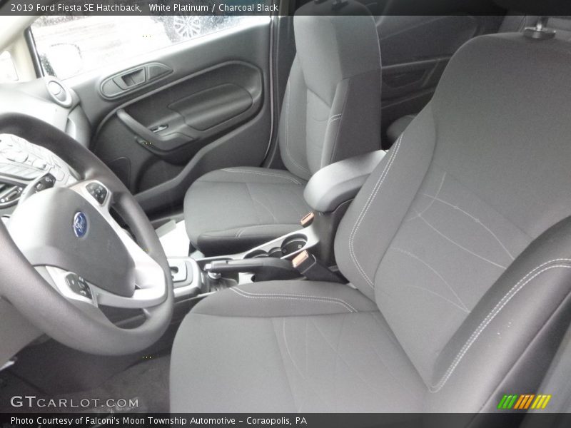 White Platinum / Charcoal Black 2019 Ford Fiesta SE Hatchback