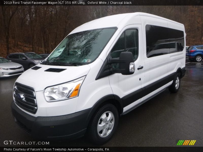 Oxford White / Charcoal black 2019 Ford Transit Passenger Wagon XLT 350 MR Long