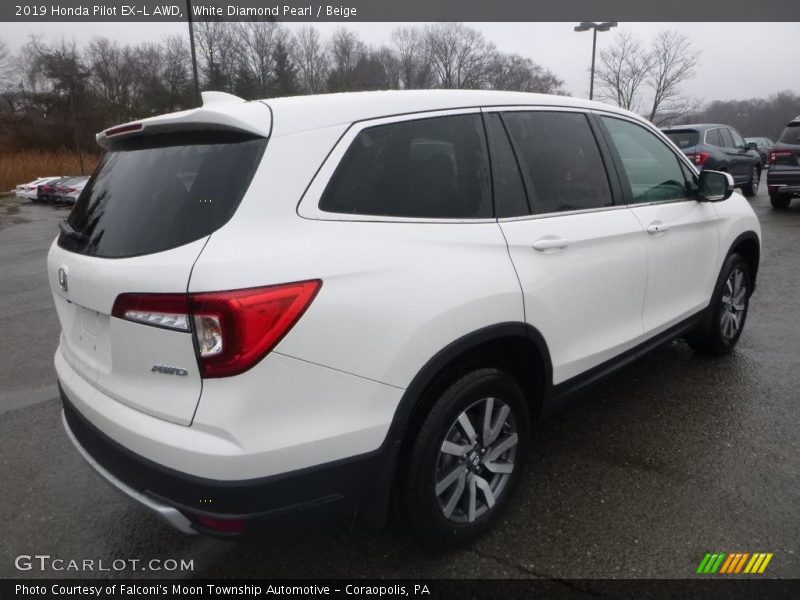 White Diamond Pearl / Beige 2019 Honda Pilot EX-L AWD