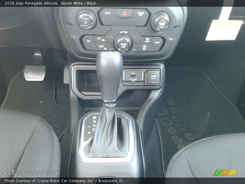 Alpine White / Black 2018 Jeep Renegade Altitude