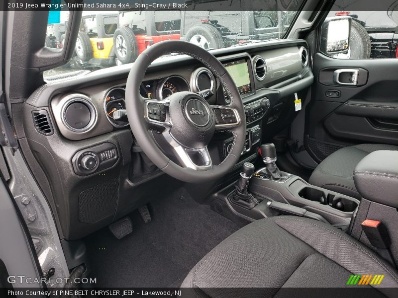 Sting-Gray / Black 2019 Jeep Wrangler Unlimited Sahara 4x4