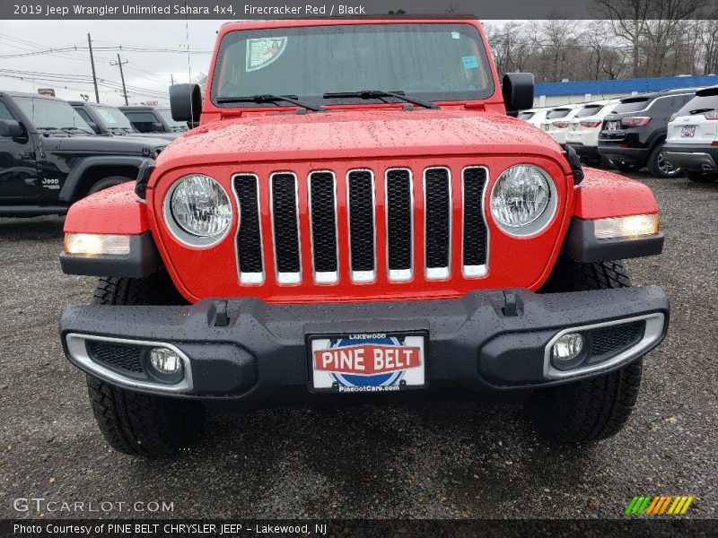 Firecracker Red / Black 2019 Jeep Wrangler Unlimited Sahara 4x4