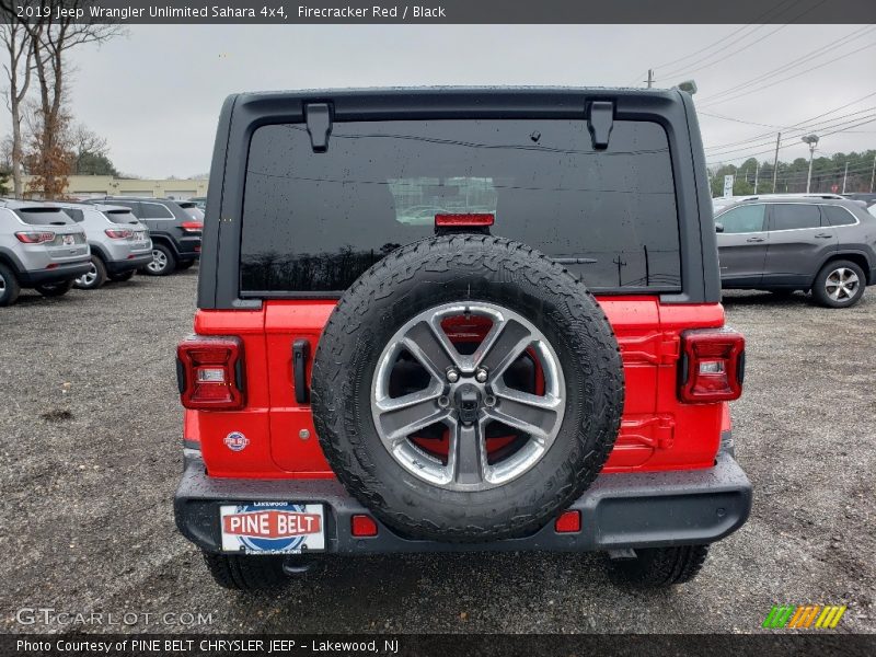 Firecracker Red / Black 2019 Jeep Wrangler Unlimited Sahara 4x4