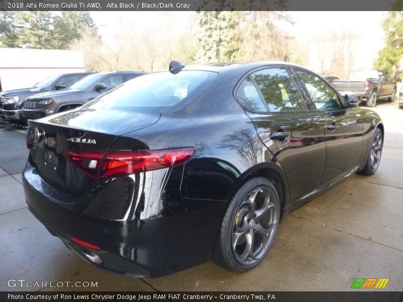 Alfa Black / Black/Dark Gray 2018 Alfa Romeo Giulia Ti AWD