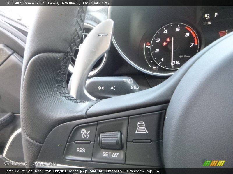 Alfa Black / Black/Dark Gray 2018 Alfa Romeo Giulia Ti AWD