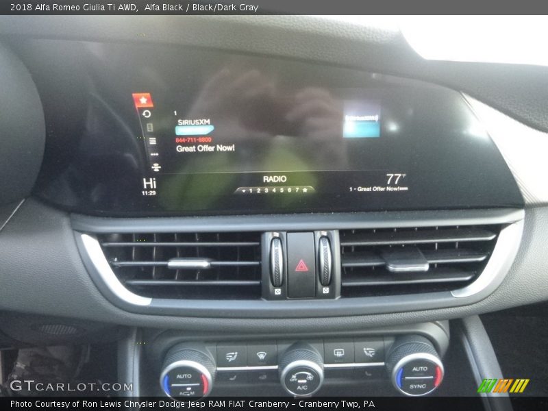 Alfa Black / Black/Dark Gray 2018 Alfa Romeo Giulia Ti AWD