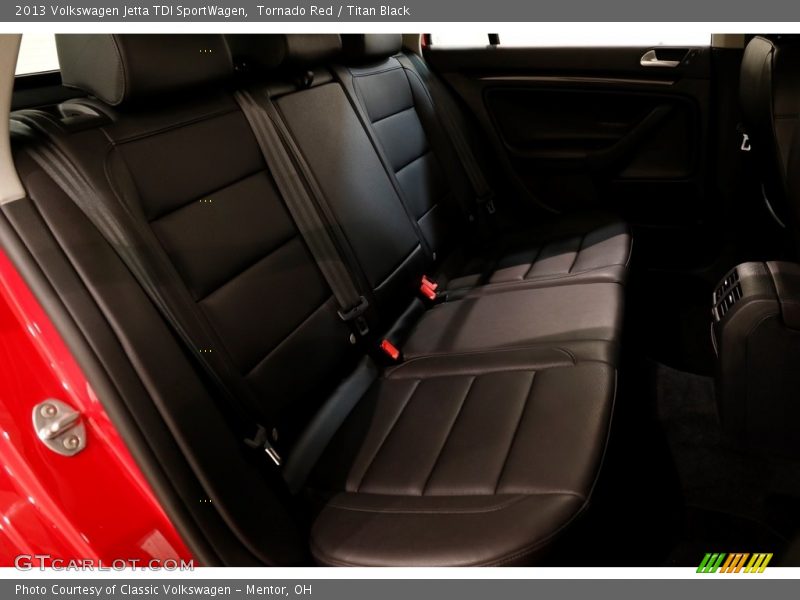 Tornado Red / Titan Black 2013 Volkswagen Jetta TDI SportWagen