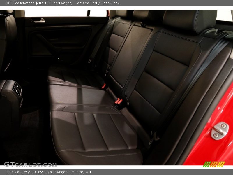 Tornado Red / Titan Black 2013 Volkswagen Jetta TDI SportWagen