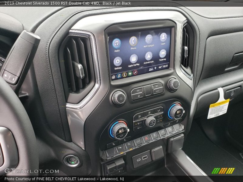 Controls of 2019 Silverado 1500 RST Double Cab 4WD