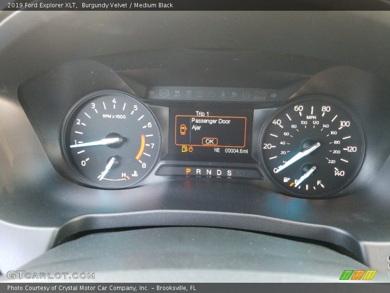 Burgundy Velvet / Medium Black 2019 Ford Explorer XLT