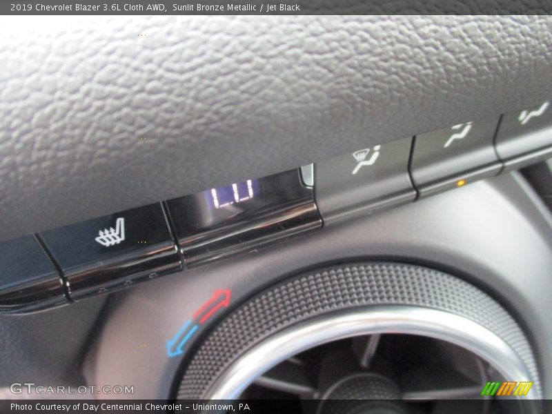 Sunlit Bronze Metallic / Jet Black 2019 Chevrolet Blazer 3.6L Cloth AWD