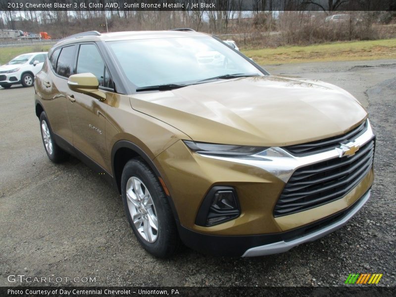 Front 3/4 View of 2019 Blazer 3.6L Cloth AWD