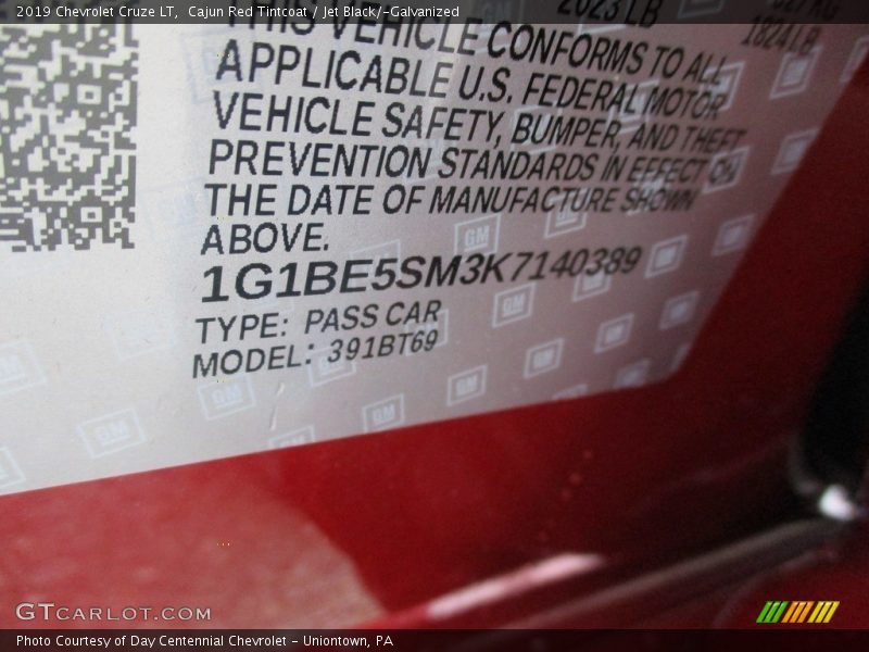 Cajun Red Tintcoat / Jet Black/­Galvanized 2019 Chevrolet Cruze LT