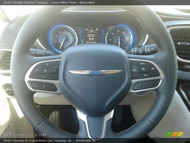 Luxury White Pearl / Black/Alloy 2019 Chrysler Pacifica Touring L