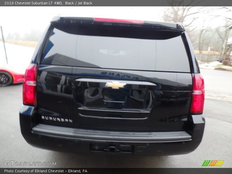 Black / Jet Black 2019 Chevrolet Suburban LT 4WD