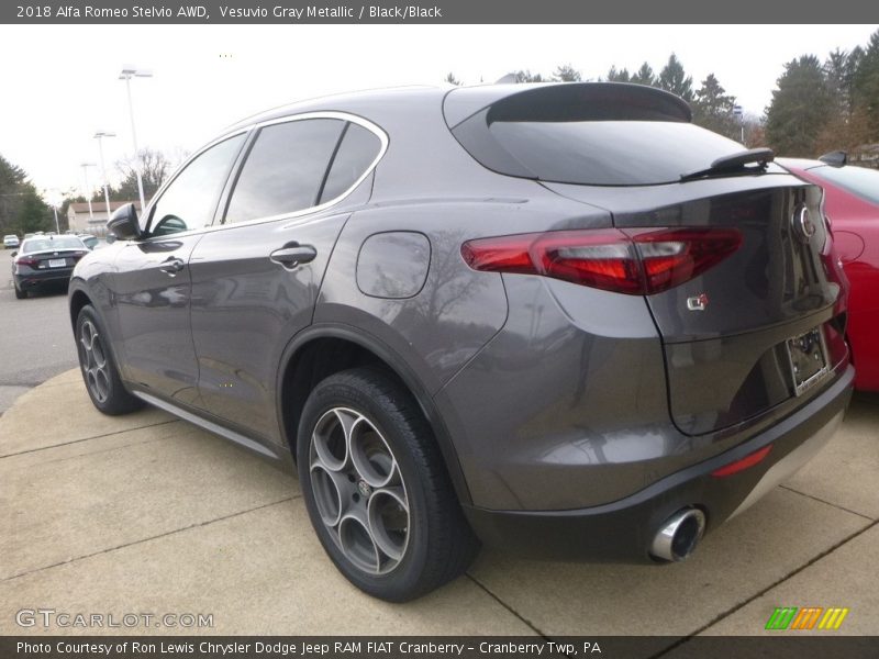 Vesuvio Gray Metallic / Black/Black 2018 Alfa Romeo Stelvio AWD