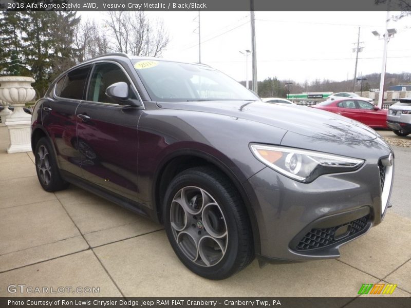 Vesuvio Gray Metallic / Black/Black 2018 Alfa Romeo Stelvio AWD