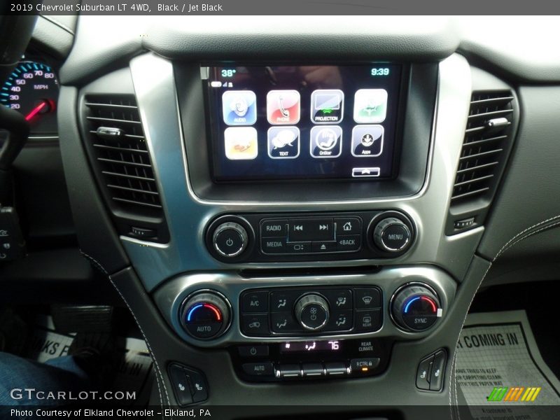 Black / Jet Black 2019 Chevrolet Suburban LT 4WD