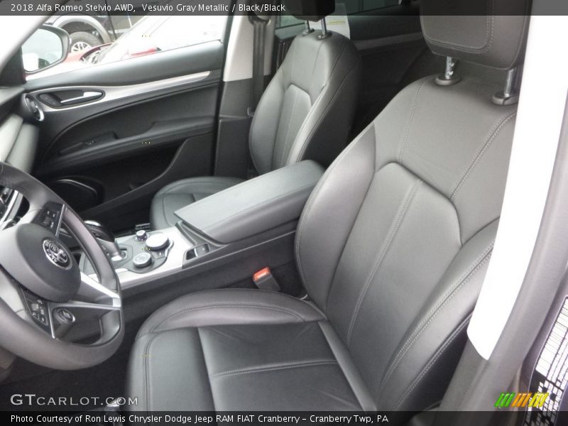 Vesuvio Gray Metallic / Black/Black 2018 Alfa Romeo Stelvio AWD