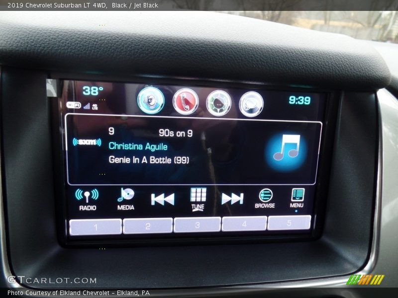 Black / Jet Black 2019 Chevrolet Suburban LT 4WD