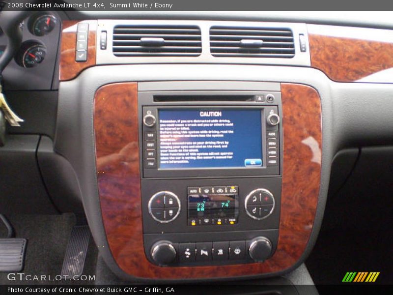 Summit White / Ebony 2008 Chevrolet Avalanche LT 4x4