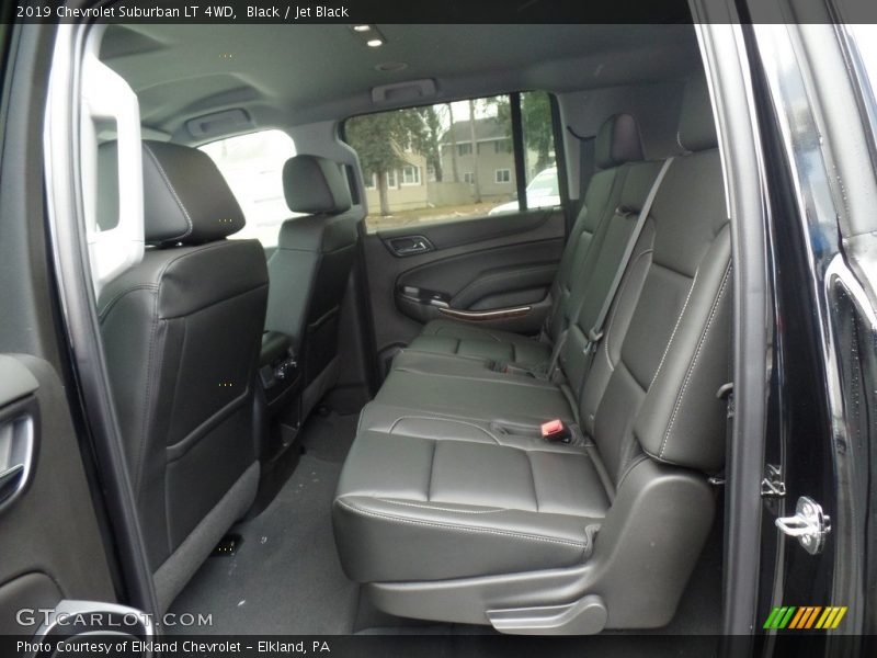 Black / Jet Black 2019 Chevrolet Suburban LT 4WD