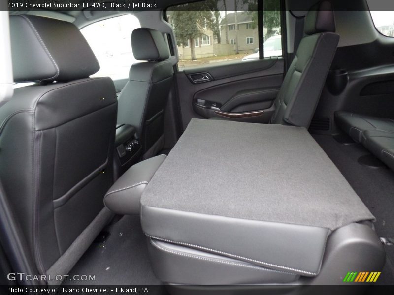Black / Jet Black 2019 Chevrolet Suburban LT 4WD