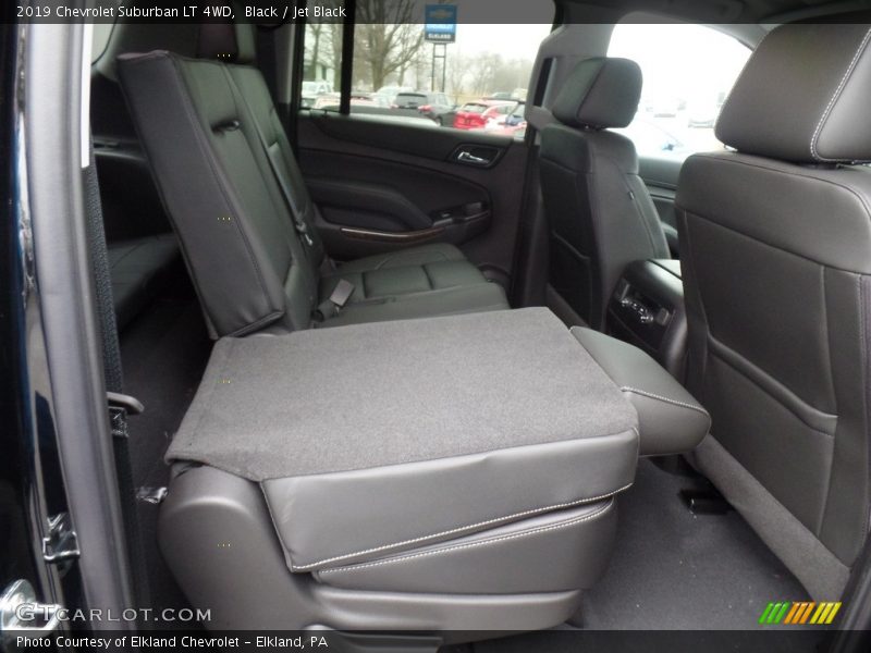 Black / Jet Black 2019 Chevrolet Suburban LT 4WD