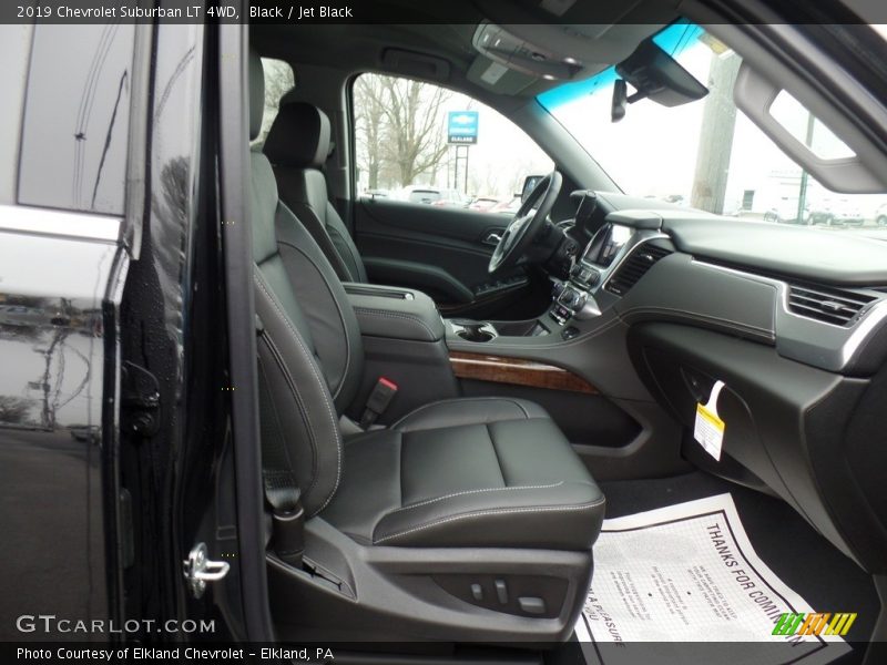 Black / Jet Black 2019 Chevrolet Suburban LT 4WD