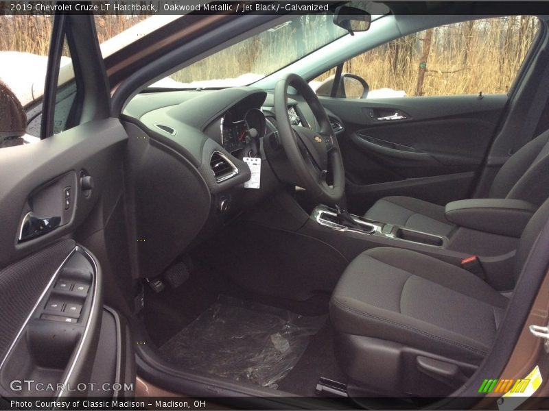 Oakwood Metallic / Jet Black/­Galvanized 2019 Chevrolet Cruze LT Hatchback