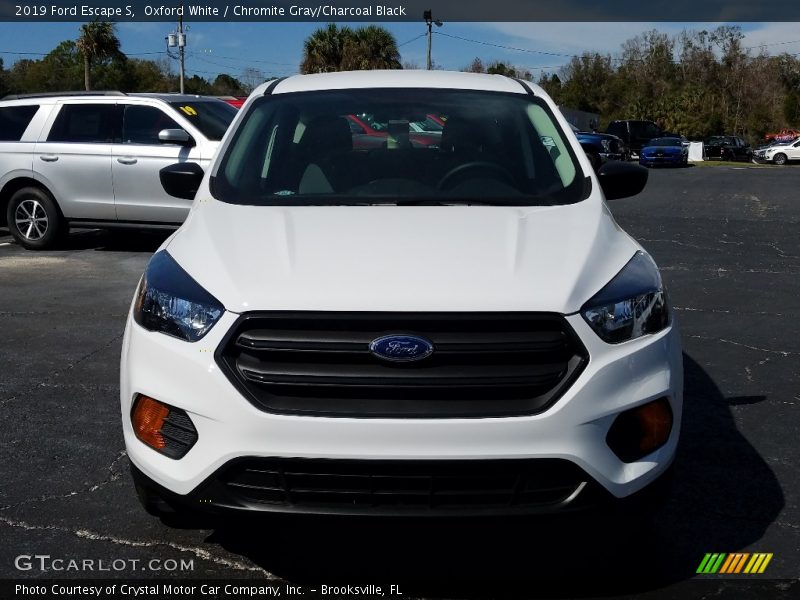 Oxford White / Chromite Gray/Charcoal Black 2019 Ford Escape S