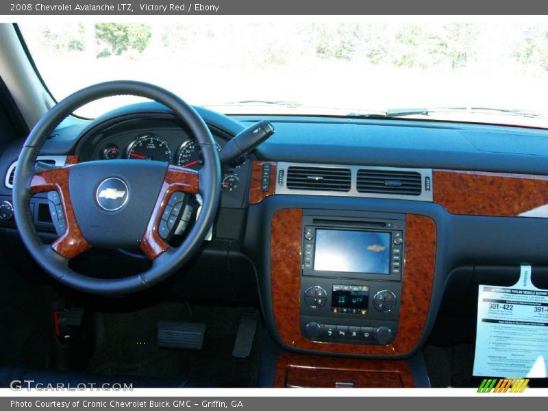Victory Red / Ebony 2008 Chevrolet Avalanche LTZ