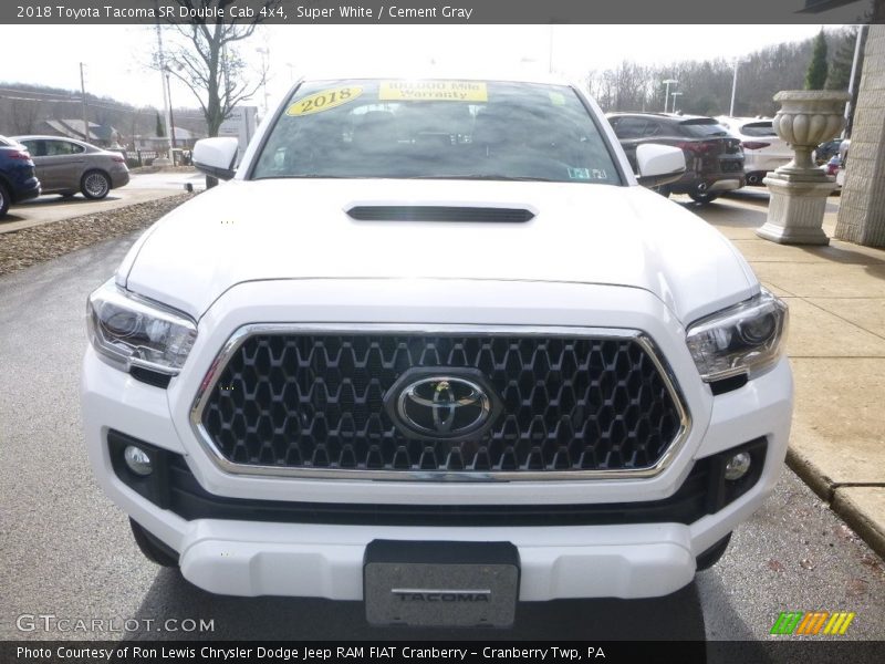 Super White / Cement Gray 2018 Toyota Tacoma SR Double Cab 4x4