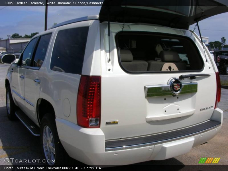 White Diamond / Cocoa/Cashmere 2009 Cadillac Escalade