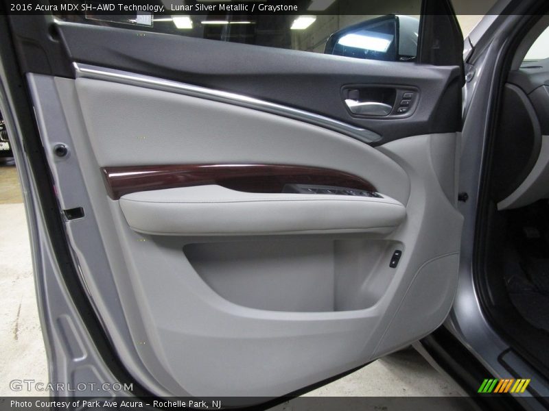 Lunar Silver Metallic / Graystone 2016 Acura MDX SH-AWD Technology
