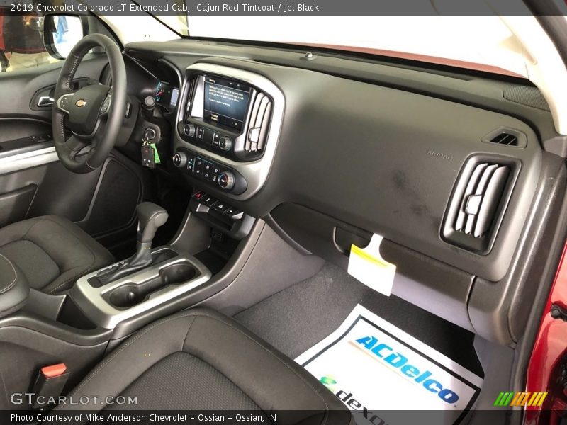 Cajun Red Tintcoat / Jet Black 2019 Chevrolet Colorado LT Extended Cab