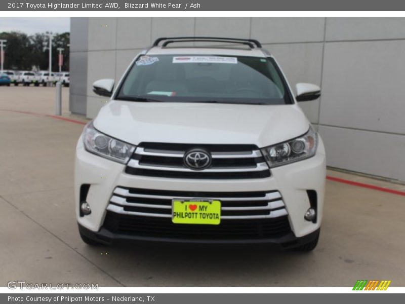 Blizzard White Pearl / Ash 2017 Toyota Highlander Limited AWD