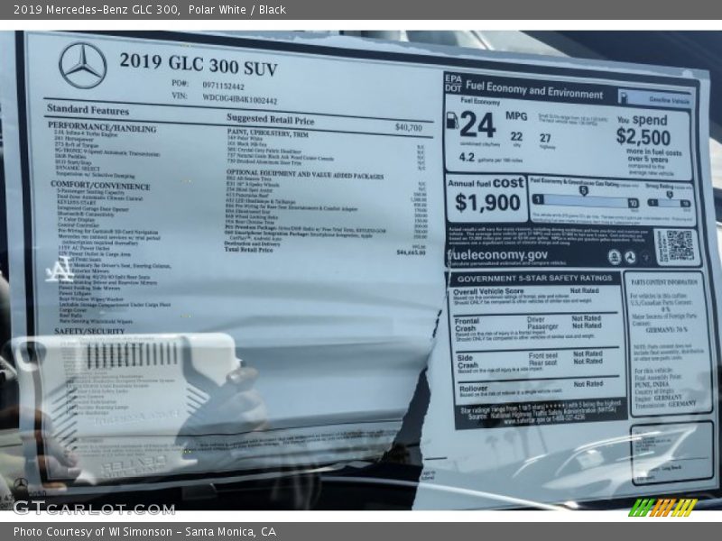 Polar White / Black 2019 Mercedes-Benz GLC 300