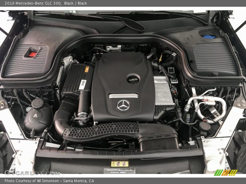 Black / Black 2019 Mercedes-Benz GLC 300