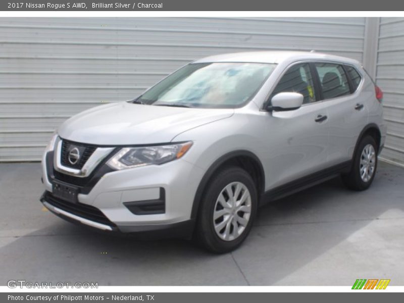 Brilliant Silver / Charcoal 2017 Nissan Rogue S AWD