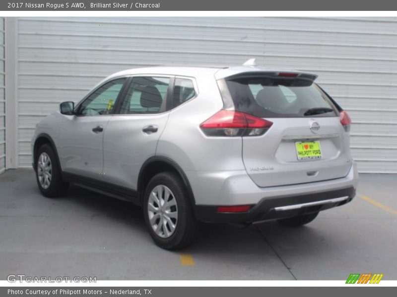 Brilliant Silver / Charcoal 2017 Nissan Rogue S AWD