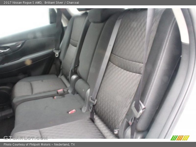 Brilliant Silver / Charcoal 2017 Nissan Rogue S AWD
